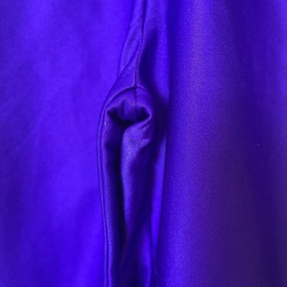 Vibrant Purple Women's Cropped Pants - Picture 6 of 15